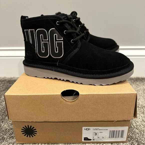 UGG | Shoes | Nib Ugg Neumel Graphic Outline Big Kid Boots  display picture 1